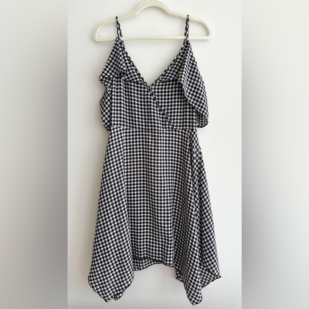 Charlotte Russe Black and White Gingham Cold Shoulder Wrap Dress, Size Large